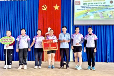 Để chào mừng 80 năm ngày Quốc Khánh 2/9/1945-2/9/2025. Liên quân trường THCS Nguyễn Tất Thành và trường MN Tân Lập Thành đã tham gia giải bóng chuyền do UBND phường ĐÔng Gia Nghĩa tổ chức. Với sự tập luyện nhiệt tình và cố gắng của các vận động viên, cuối cùng liên quân đã đạt giải khuyến khích.
